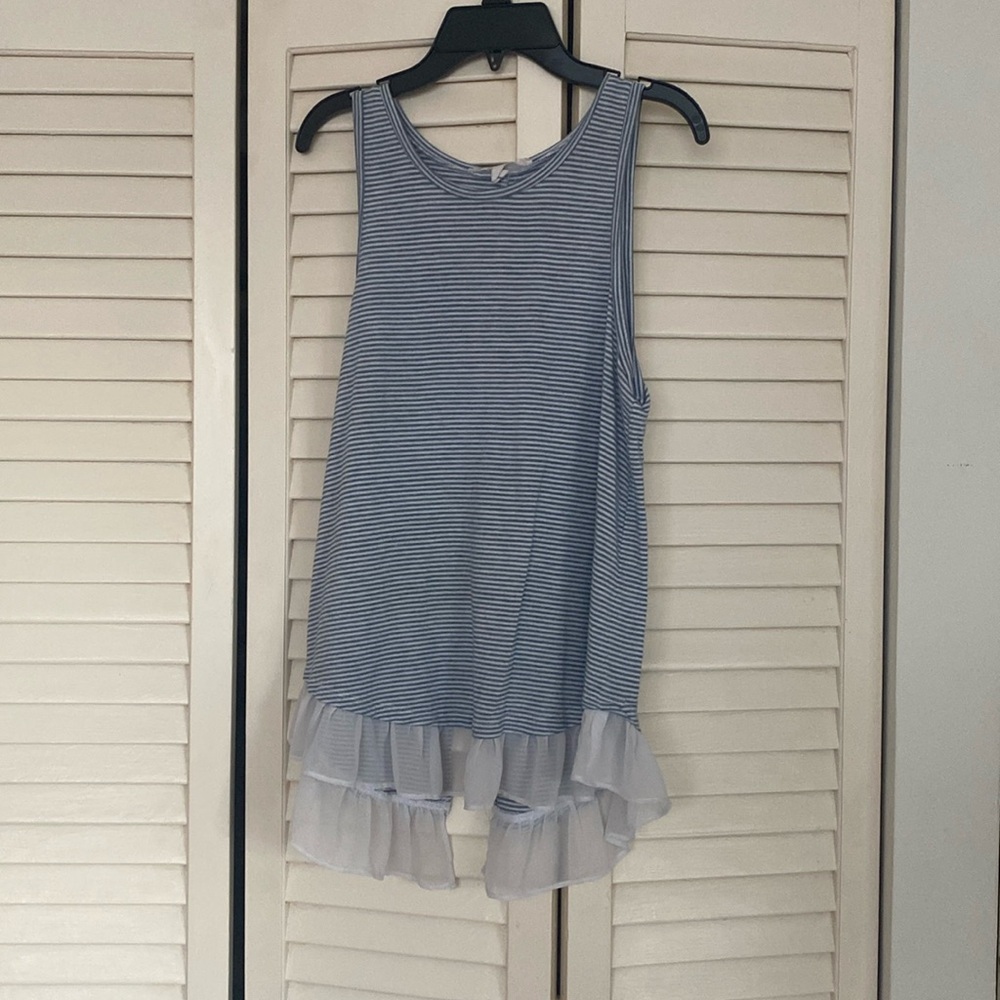 Bcbgeneration open back blouse